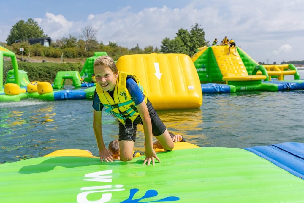 Aquapark 257 Attraktion - Base SUS